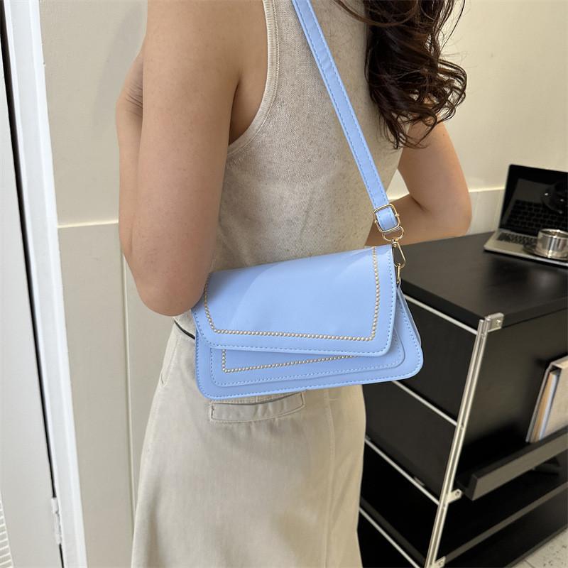 Fashionable Casual Women's Pu Material Small Square Shoulder Bag With Magnetic Closure