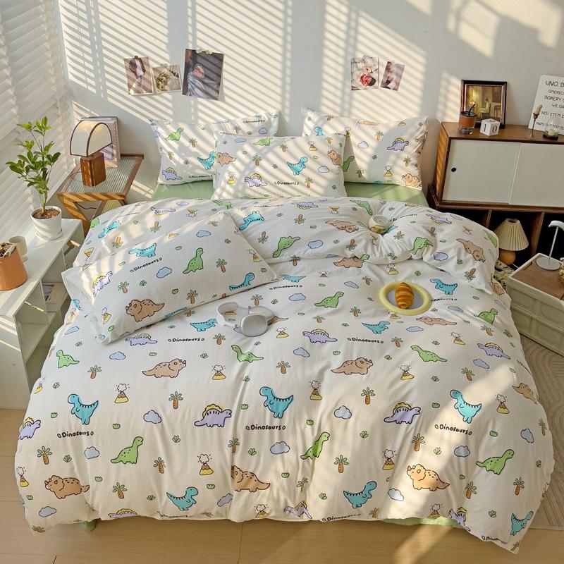 Cute Cartoon Bear Duvet Cover Set For Girls Child Room Decor Kawaii Strawberry Comforter Cover 3/4Pcs Washed Cotton Bedding Set