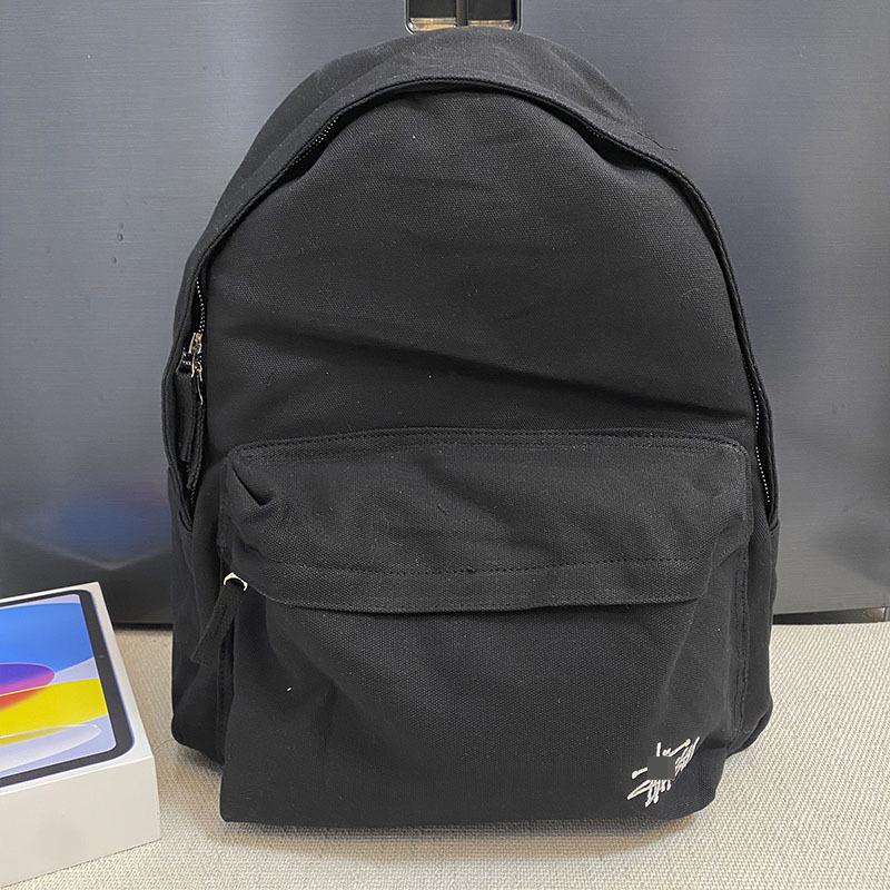 American Retro Canvas Backpack: Classic Style for School, Couples, or Hiking