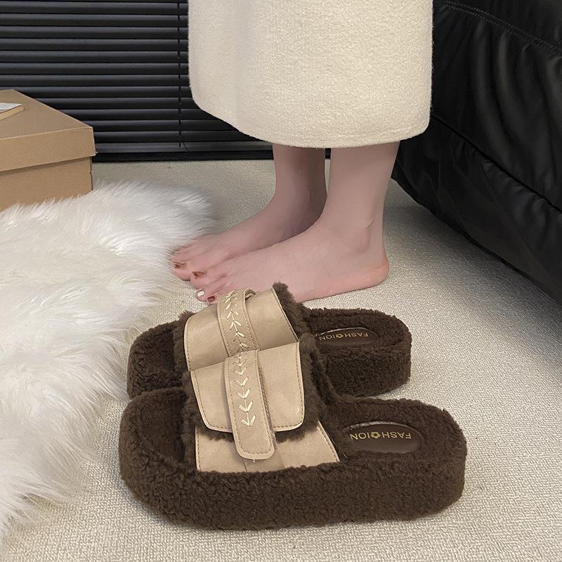 Retro outer wear thick-soled fluffy slippers women's 2025 new home outer wear one-word drag autumn and winter home cotton drag
