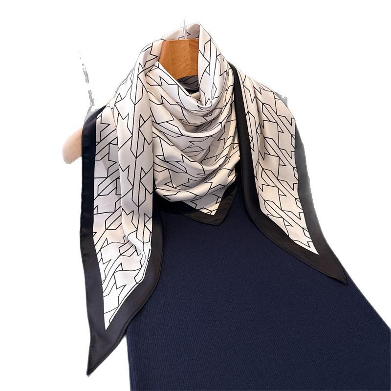 Qiandongge New Triangle Scarf Simulation Silk Printing Sunscreen Shawl Waist Scarf Women's Silk Scarf Scarf Headscarf Scarf