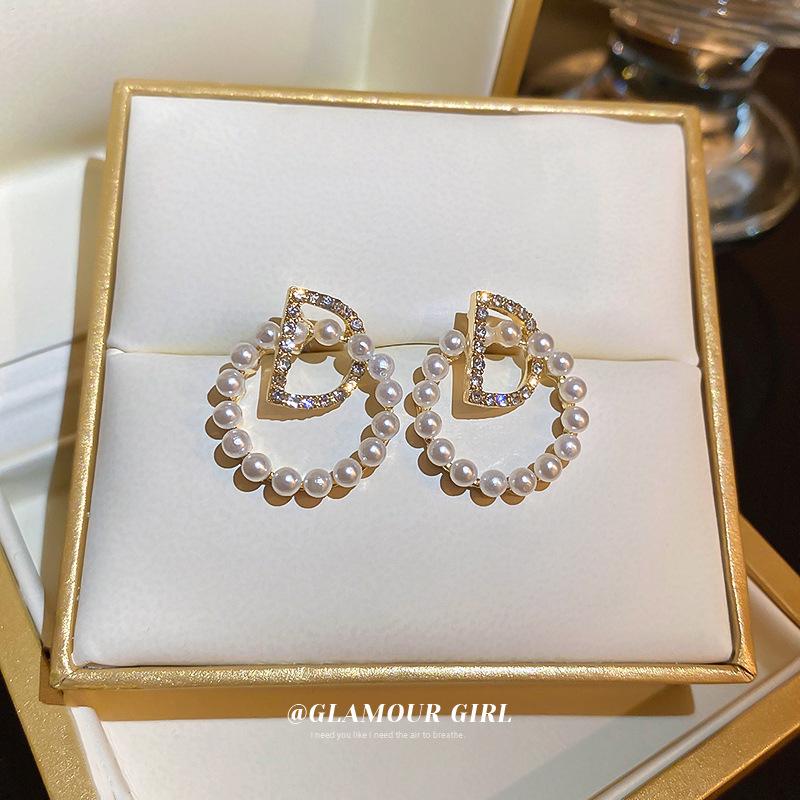 Silver Needle Pearl Heart Earrings - 2025 Korean Trend, Minimalist Flower Dangle Studs for Women's Elegant Style