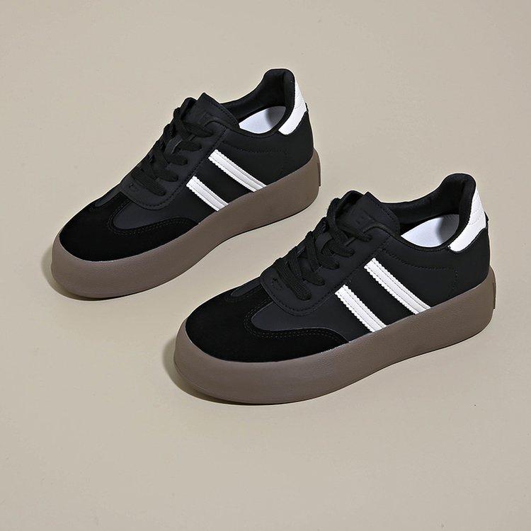 Small person 7cm inner height increase red German training shoes women's 2025 spring new retro platform casual board shoes women's tide