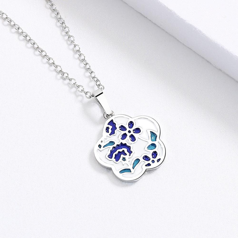 New Enamel Necklace with White Gum dripping Plum Flower Pendant for Lady Elegance