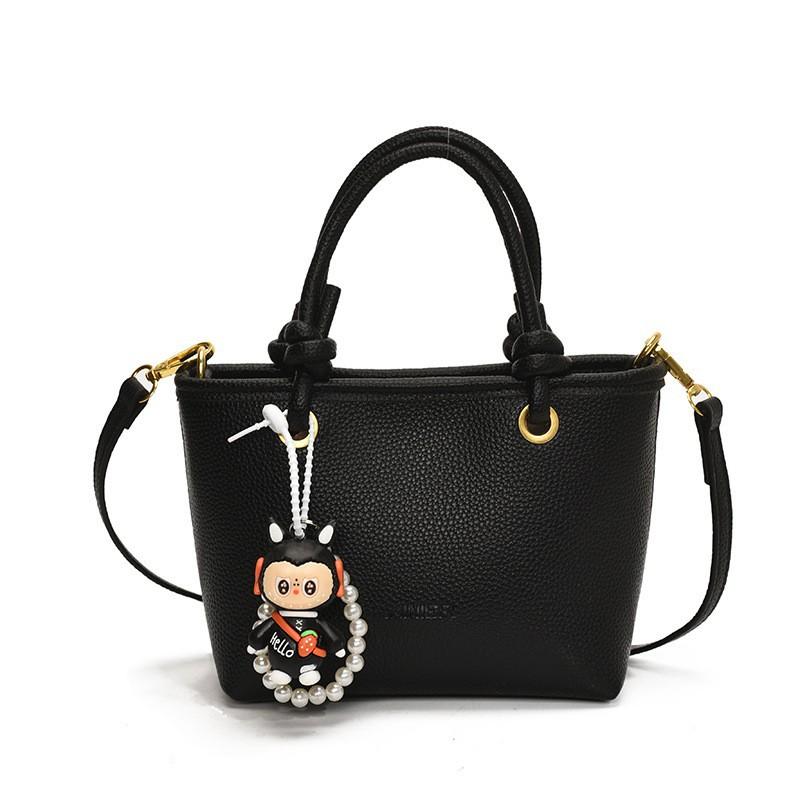 

Korean Style Simple Air Bucket Bag 2025 New Small Fresh Pure Color One-shoulder Commuter Women s Fashionable No pendant чорний