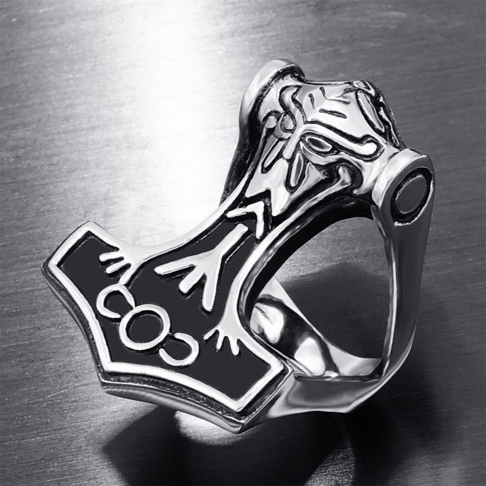 Retro Men's Domineering Thor's Hammer Ring