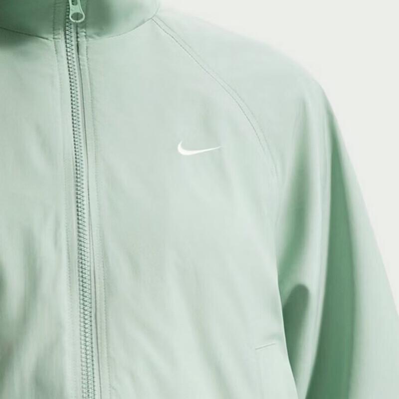 NIKE Women's Lightweight Woven Stand-Collar Jacket