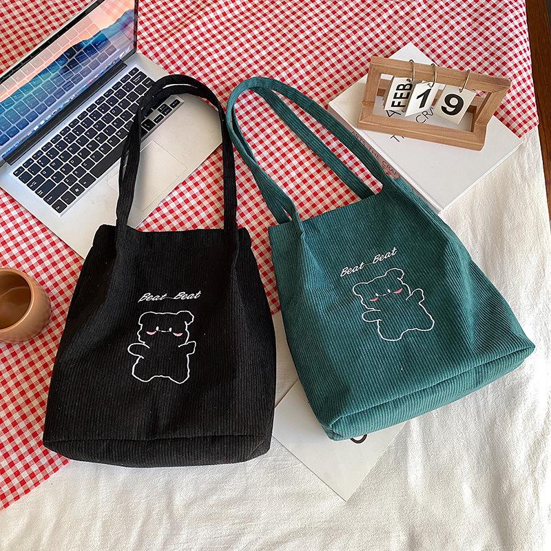 

Literary women s bags, niche fresh literary cloth bags, large-capacity women s bags, student schoolbags, support зелений