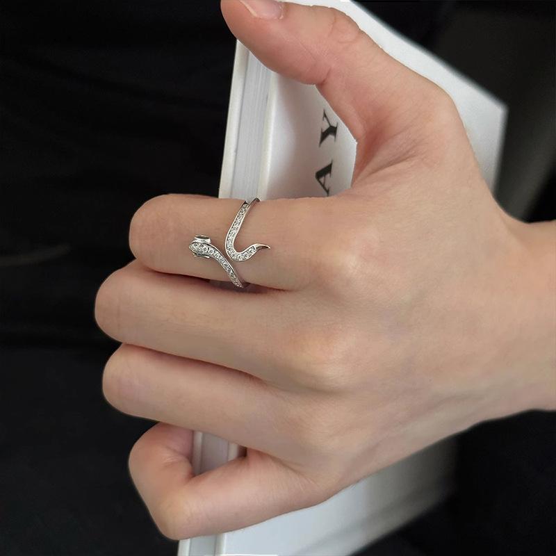 Inel Șarpe Zircon Verde - Ajustabil, Elegant & Design Șarpe Unic pentru Femei