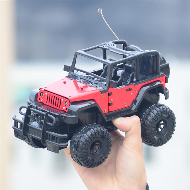 1:18 Čtyřsměrné elektrické bezdrátové auto na dálkové ovládání Nabíjecí Otevírací Slitinové Vysokorychlostní Terénní Drift Chi