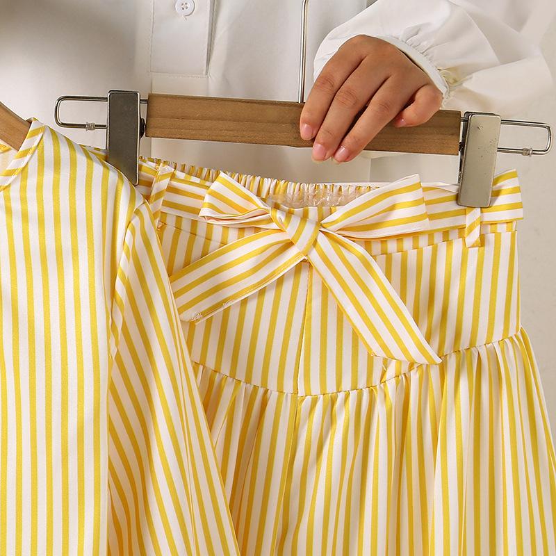 Girls' Fashion Set: Fall Children's Bow-Tie Long-Sleeve Striped Top and Pants Two-Piece Set
