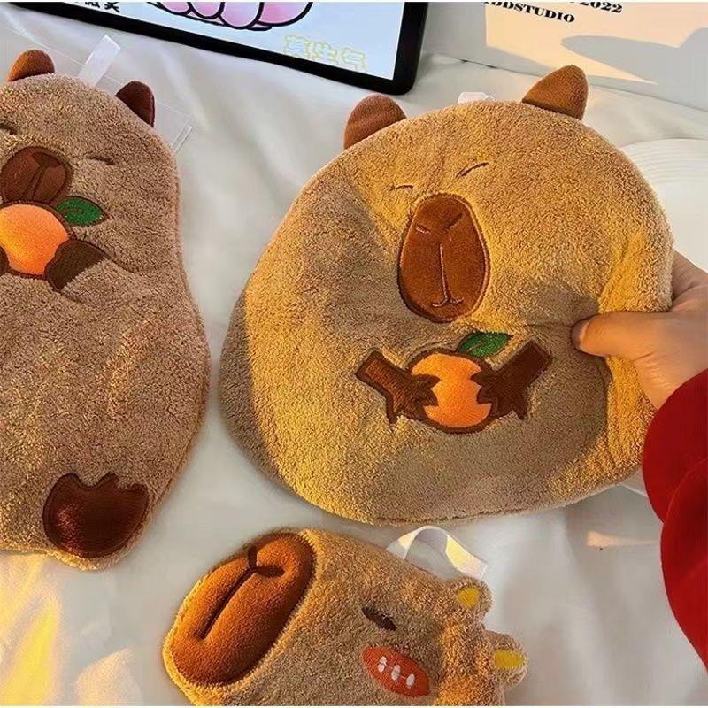 Quick-Drying Capybara Coral Fleece Hand Towel - Cute, Water-Absorbent, Hanging Kitchen Towel