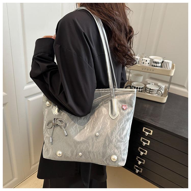 Large Capacity Women's Tote Bag - 2025 High-End Versatile Pearl Bow Handbag/Shoulder Underarm Bag