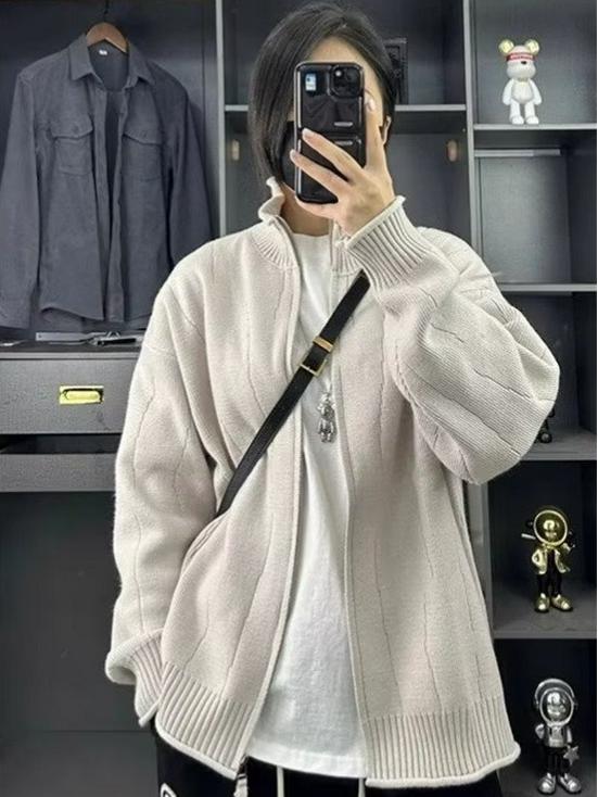 

Модный фиолетовый вязаный кардиган: Универсальный, Теплый, Стойка-воротник для Весны и Осени - Повседневный Свитер Унисекс L светло-серый