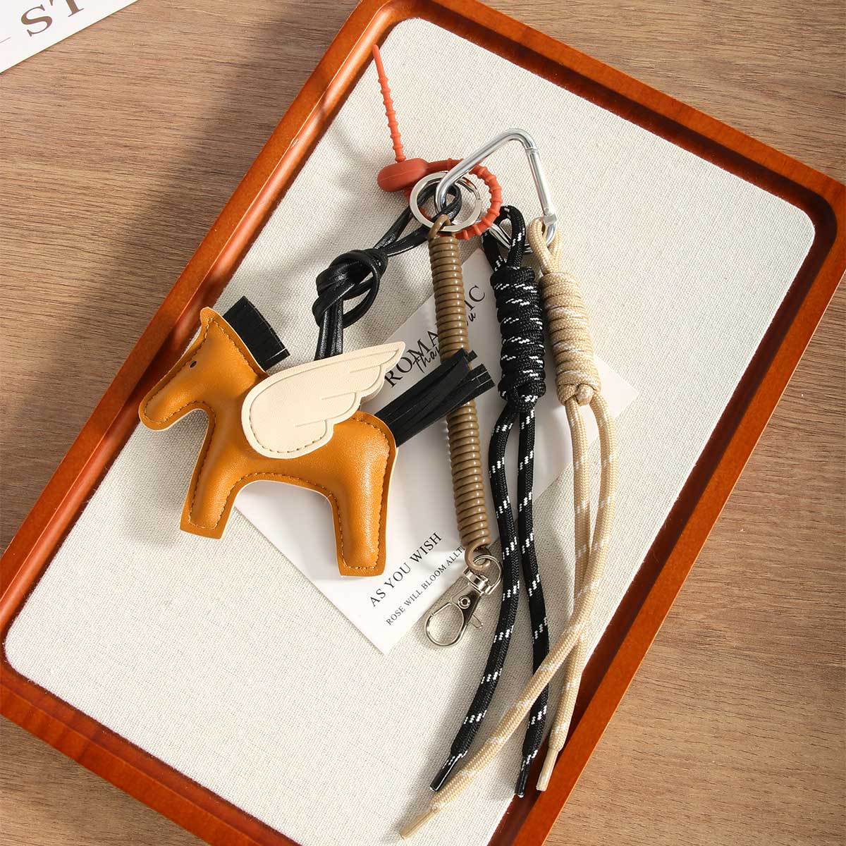 Маленький кулон-сумка Пегас милая кисточка контрастный цвет мультяшный кулон брелок для ключей автомобиля кожаный пони коричневый