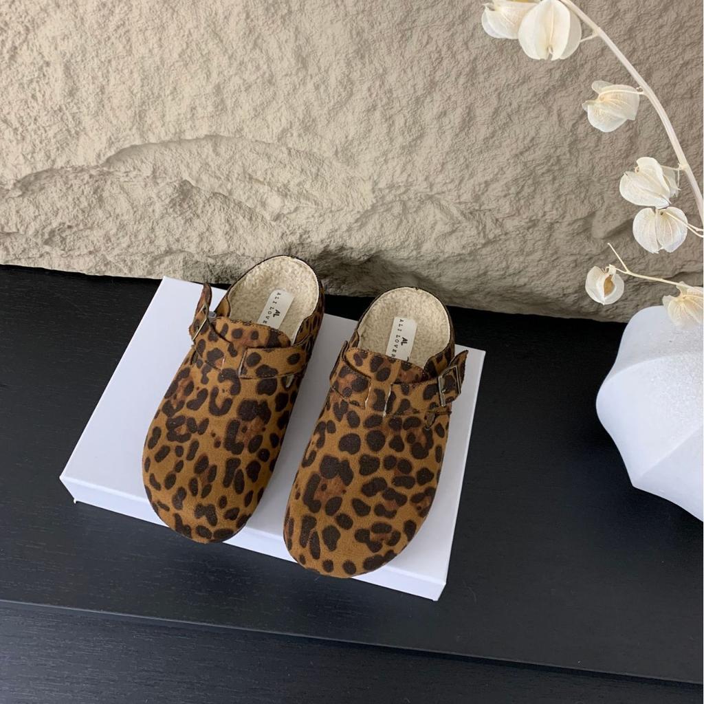 Baotou half slippers women's outer wear 2025 autumn and winter new platform French retro velvet shoes