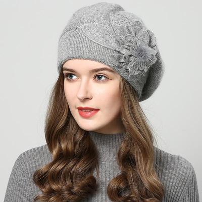 Berretto in lana lavorato a maglia con pelliccia di coniglio da donna in stile coreano con protezione per le orecchie in velluto per autunno e inverno