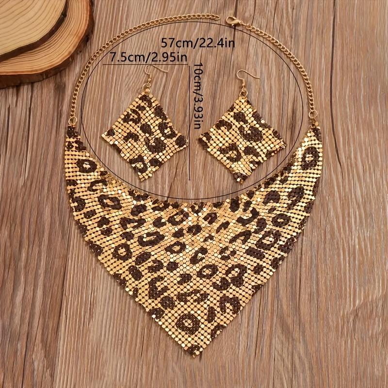 Fashionable Retro Elegant Triangle Scarf, False Collar, Personality Exaggerated Leopard Print Ladies Collarbone Necklace Earrings Set