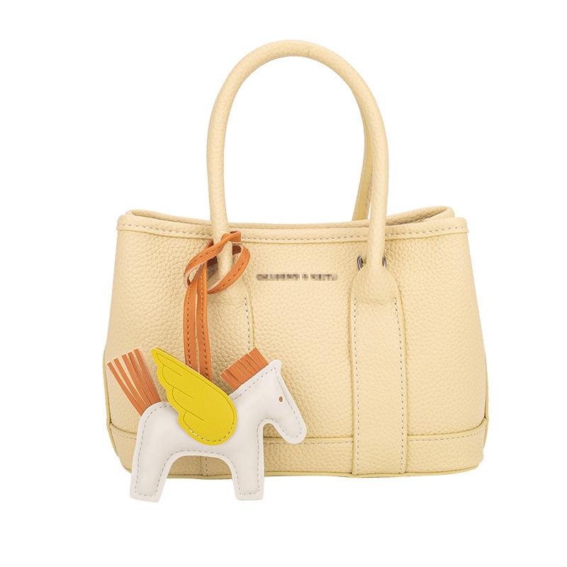 

Small Niche Tote Bag, New Spring and Summer Bag, Super Popular Handbag, Fashionable Single Shoulder Crossbody Bag for Women
