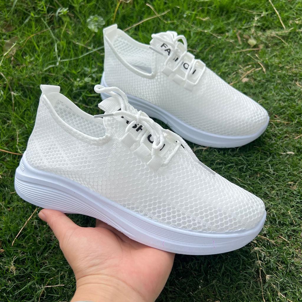 Sommer Mesh atmungsaktive Sneaker modische flachbodige Sommer Mesh Schuhe leichte und bequeme Damenschuhe weichsohlige Laufschuhe