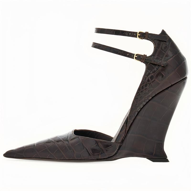 Fashion Brand Fashion Show Sexy Buckle Wedge Sandals Summer New Party Wedding Prom Red Black Europe America Women's Shoes Size 35-43