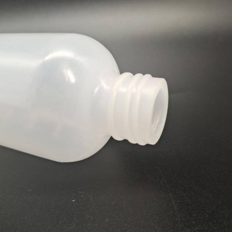 Portable Travel Liquid Dispenser Bottles Refillable Leakproof Squeeze Bottle Applicator Bottle with Tip Empty Container