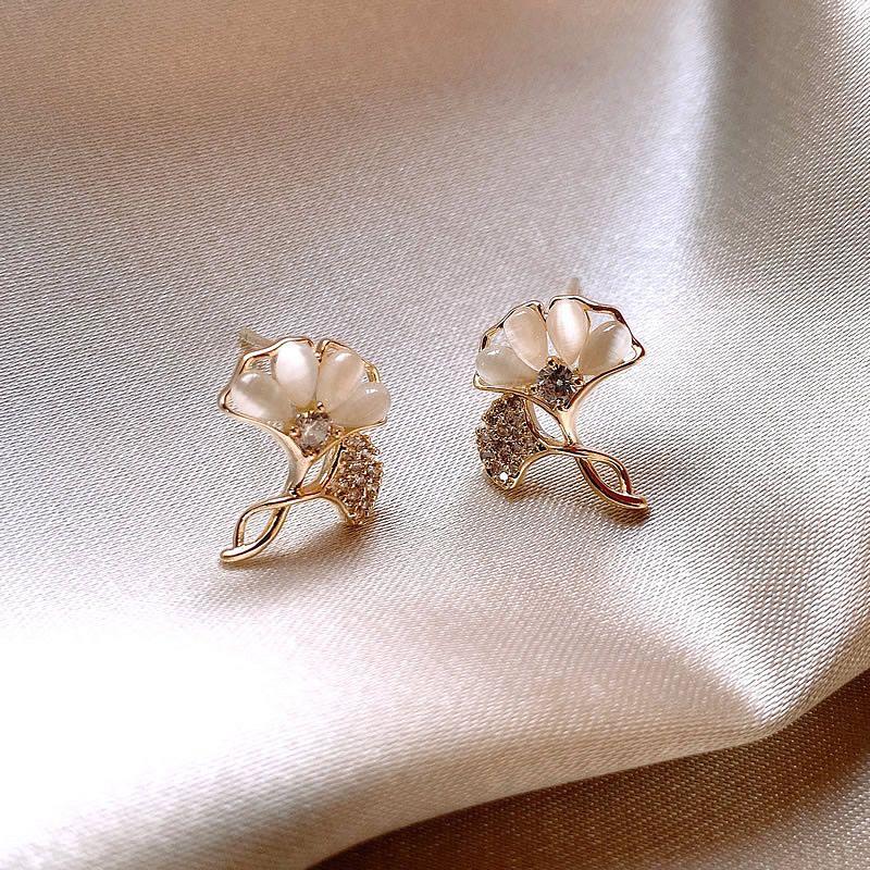 Gold Flower Zircon Ear Studs Women's Accessible Luxury Fancy Elegant Generous Earrings 925 Sterling Silver Needle Delicate Earrings Summer