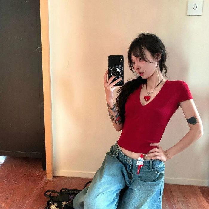 Spice Girl Deep V Shoulder T-Shirt Women's Summer Slim Skinny Versatile Pure Desire Short Sleeve Simple Niche Design Top