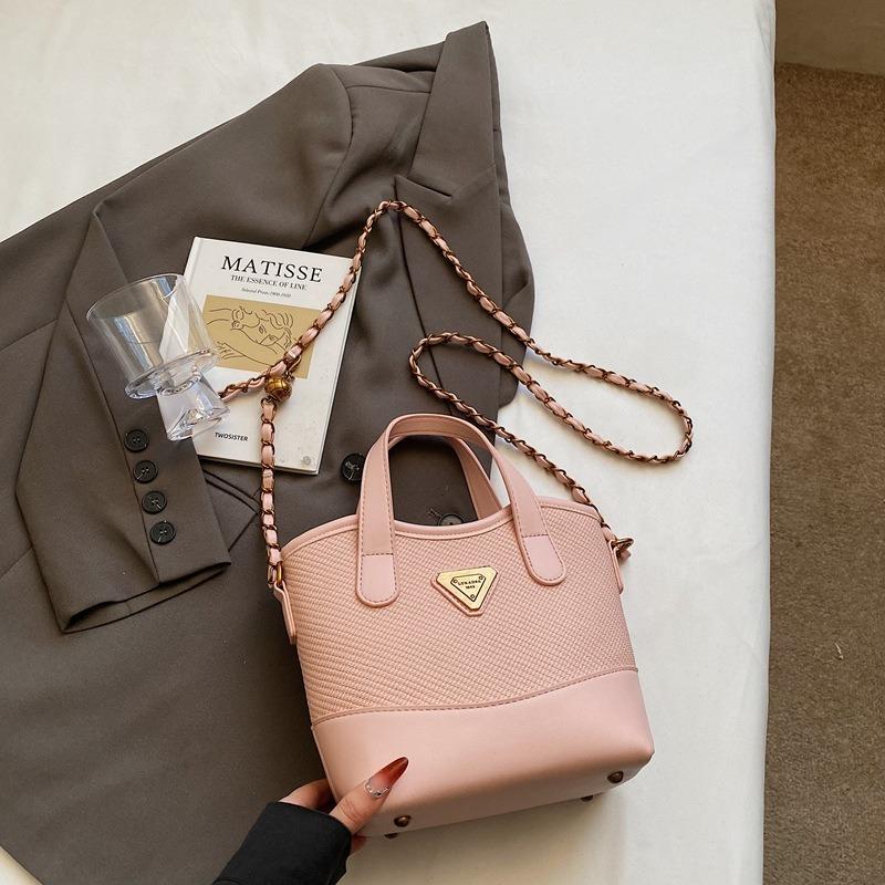 Fashion Contrasting Color Bucket Bag Spring New Trend Fashion Shoulder Bag Versatile Casual Messenger Bag