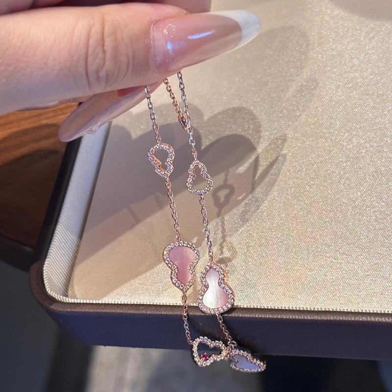 Chinese Style Zircon Gourd Bracelet: Elegant, Luxurious, and Fashionable Bangle.