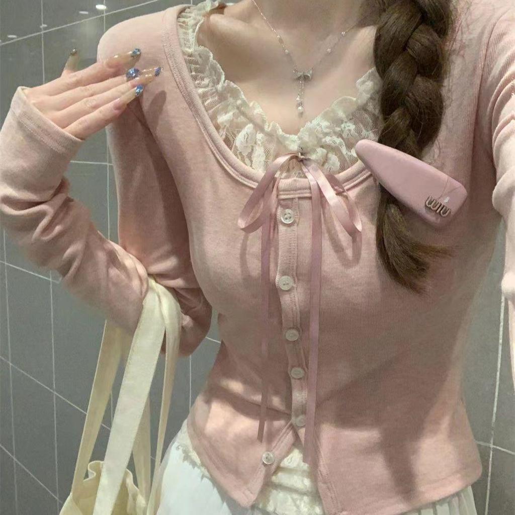2026 Women's Spring/Autumn Slim Lace Patchwork Long-Sleeve T-shirt, Fake Two-Piece, Pure Desire Style.