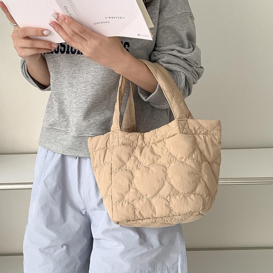 Love Quilted Vegetable Basket Bag Women's High-end 2024 New Casual Korean Style Sweet Nylon Handbag