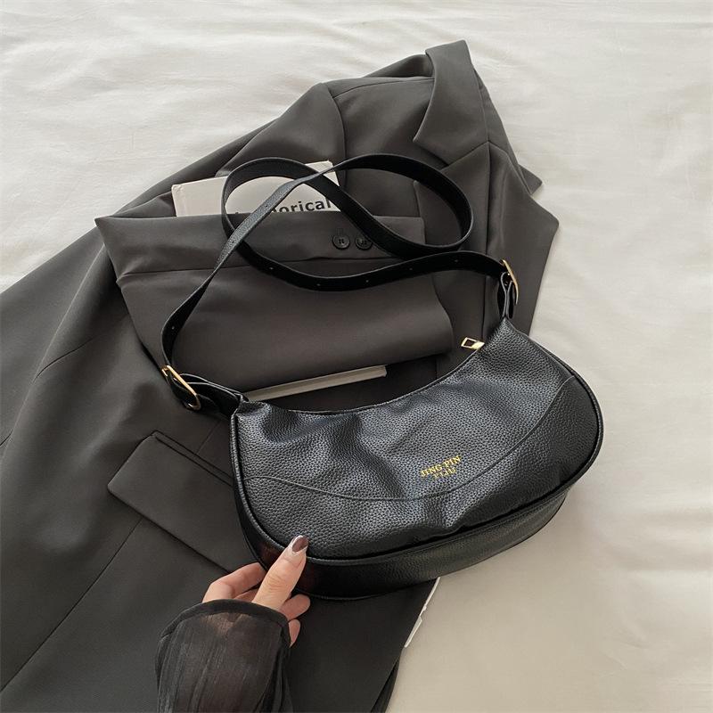 Retro bag women's 2025 new autumn shoulder bag fashion handbag casual simple personality oblique span dumpling bag