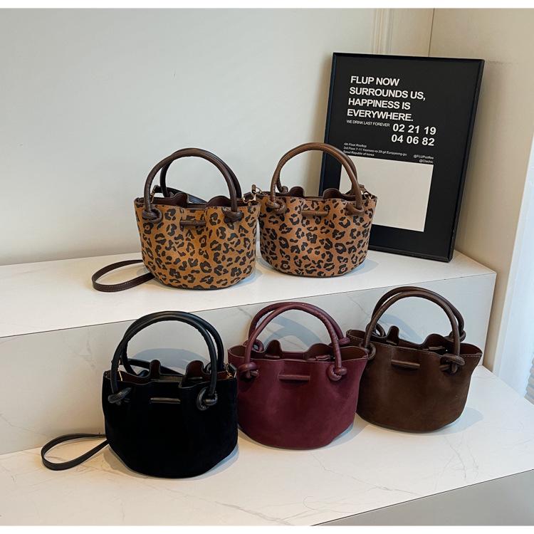 Luxury Suede Tote & Bucket Bag: Stylish Mother-Child Shoulder/Crossbody with Ruched Design