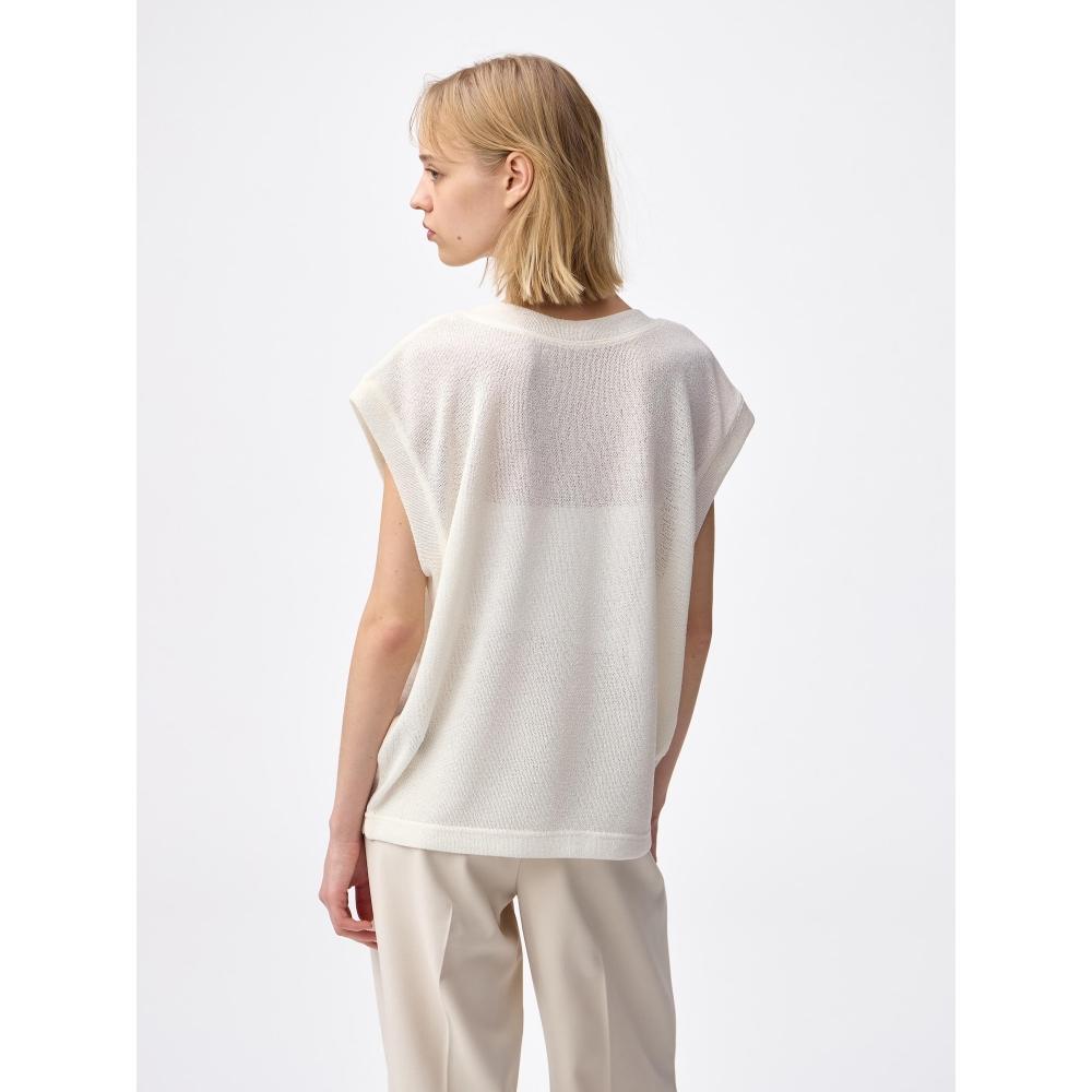 Gu By Uniqlo Loop Yarn V Neck Tee