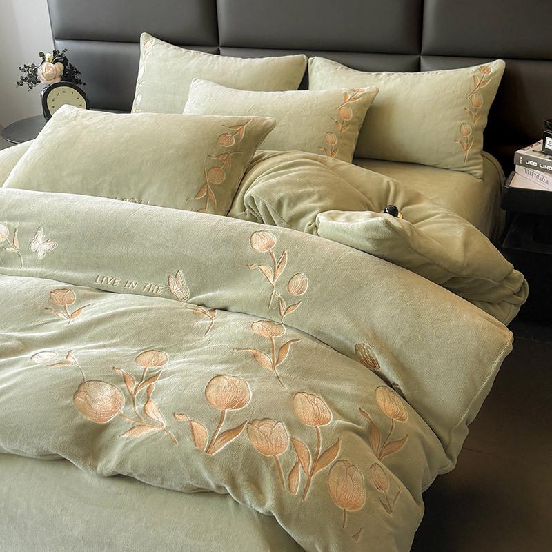 French Luxury Winter Fleece-Lined Velvet Bedding Set - Four-Piece High-Weight Double-Sided Fleece