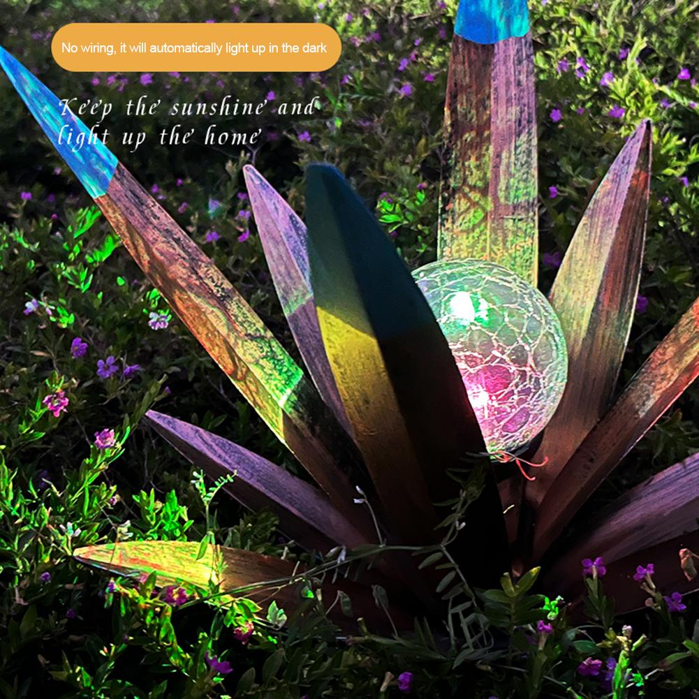 2Pcs Hand Painted Metal Agave Garden Ornaments Multi-Color LED Solar Light Blue Aloe Lawn Stakes Country Tequila Garden Ornament