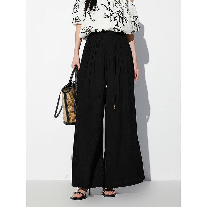 

PEACEBIRD Women s High-Waisted Textured Wide-Leg Draped Pants M