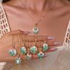Koperen Bloemenketting Met Zirkonia Steen Meerlaags Ontwerp Voor Casual Of Formeel Gebruik