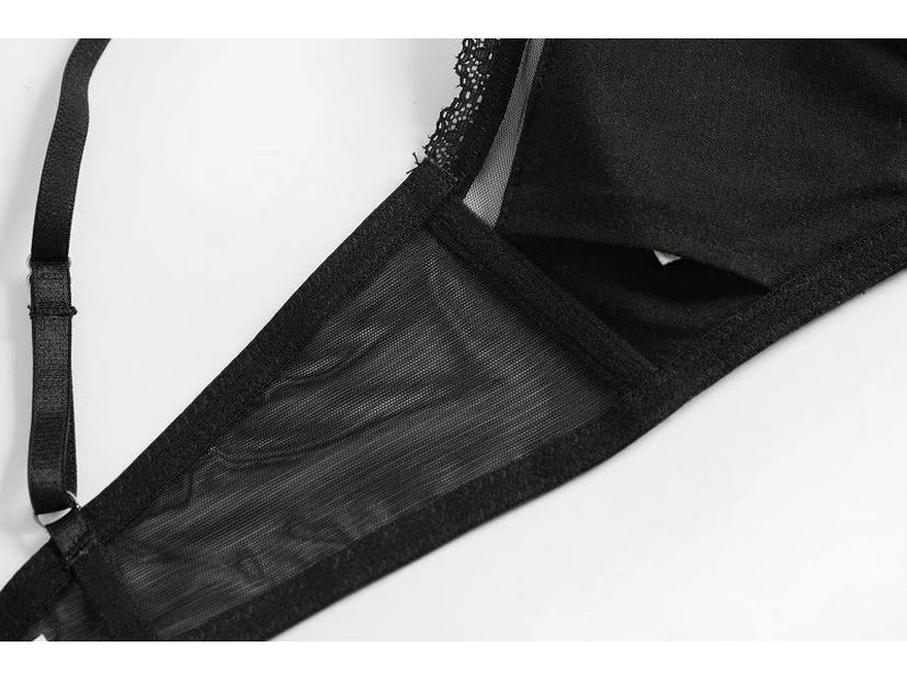 French Lace Triangle Bra: Sexy, Breathable, Wire-Free, Non-Padded, Cross-Border Style