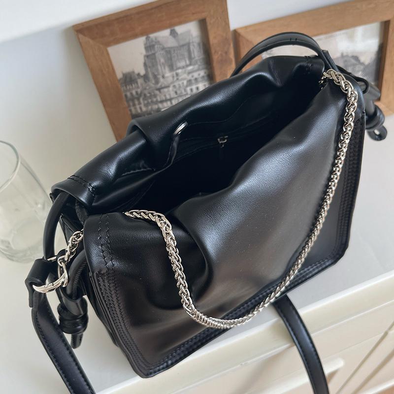 High Quality Commuter PU Leather Handbags Solid Color Ladies Chain Crossbody Bags Versatile Pleated Messenger Bags