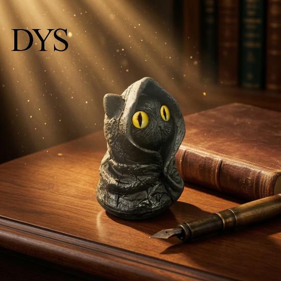 Fantasy Creature Figurine Mysterious Hooded Black Cat Resin Figurine, Gothic Wizard Statue with Big Eyes, Witch Themed Decoration Mini Desktop