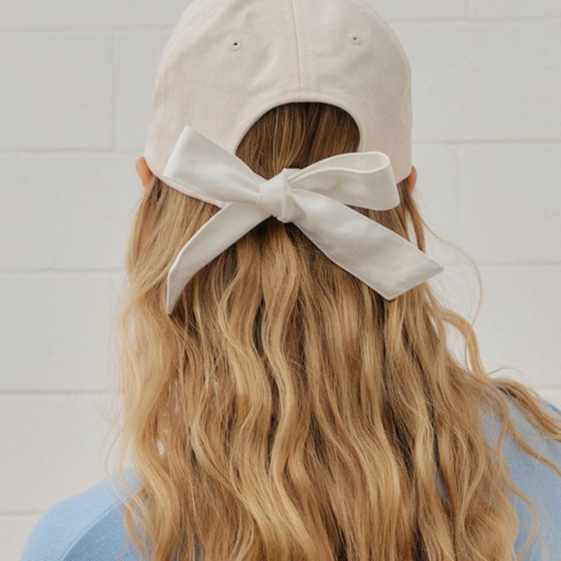 YUPPE RIBBON BALL CAP_IVORY