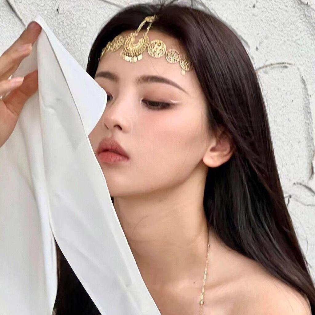 Yang Chaoyues Haarschmuck einer griechischen Göttin: Böhmischer Luxus, Hanfu-Stil, Ethnische Stirnkette.