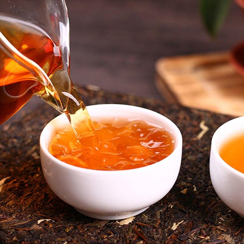 2017 Ceai Negru Anhua Fu Ceai Floare Aurie Parfum de Lotus Ceai Negru Comprimat 1000g