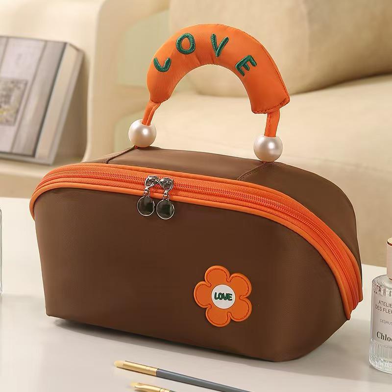 

2025 Large-Capacity Color-Block Cosmetic Pillow Bag – Cute, Portable Travel Handbag 29x13x12 cm