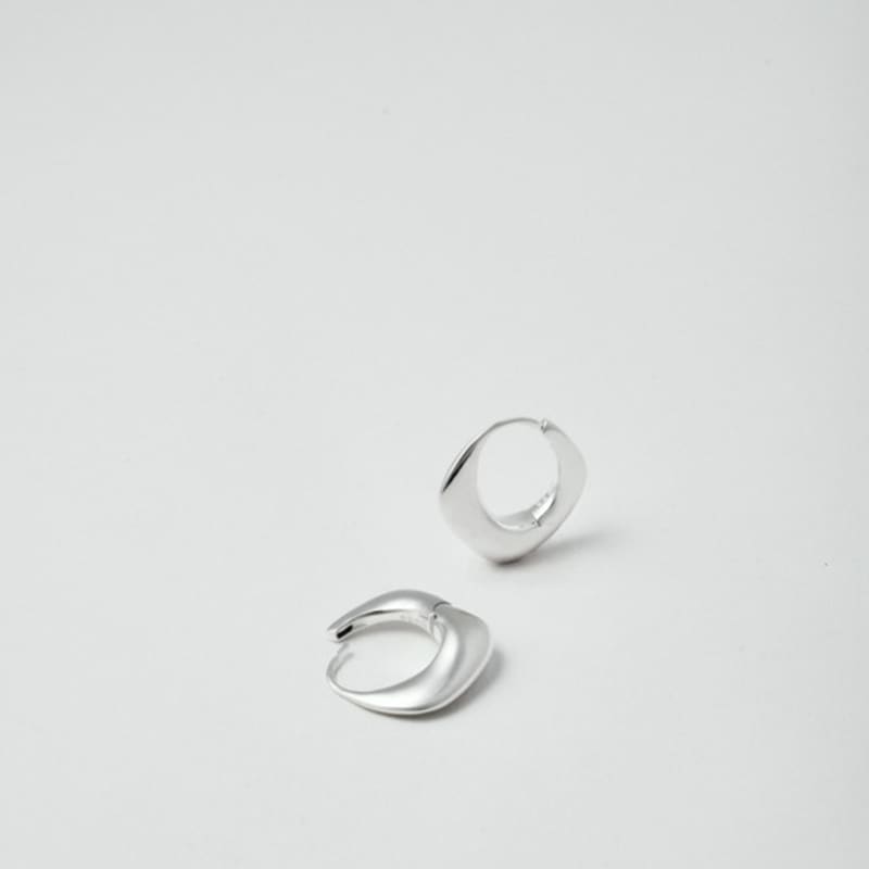 KODO Large Velvet Edge Hoops