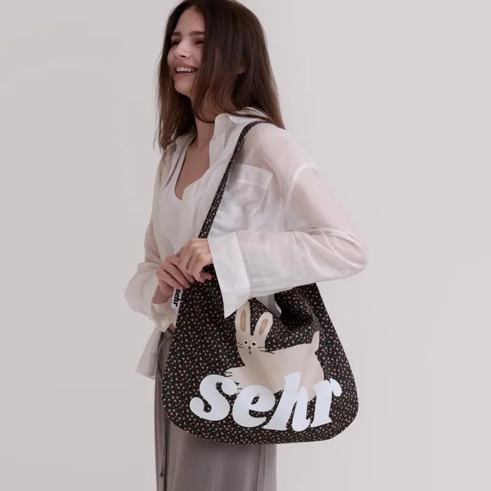 My Bunny Flower Easy Bag (Black)
