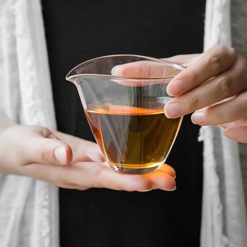 

Shangqi Glass Gongdao Tea Cup