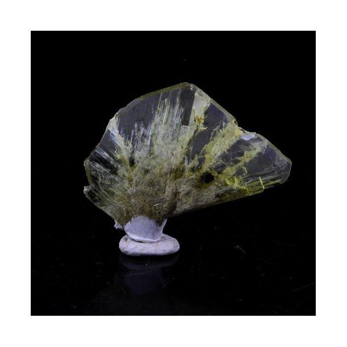 Pierres et Minéraux. Chrysoberyl. 5.62 ct. Lac Alaotra, Ambatondrazaka, Madagascar.